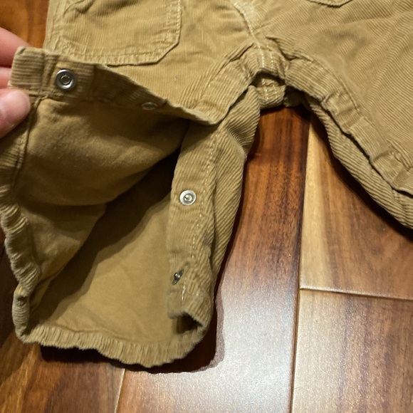 Boy’s Size 6-12 Months Bundle: Tommy Polo, GAP Corduroy Pants & Place Jeans - Picture 5 of 12